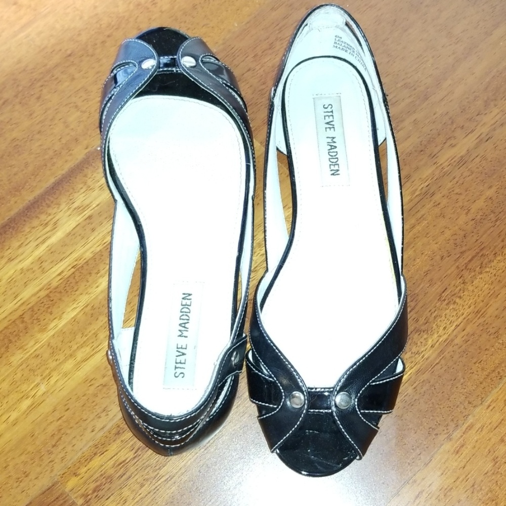 Steve Madden Black Peep Toe flats